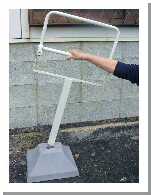 コンクリートベース設置